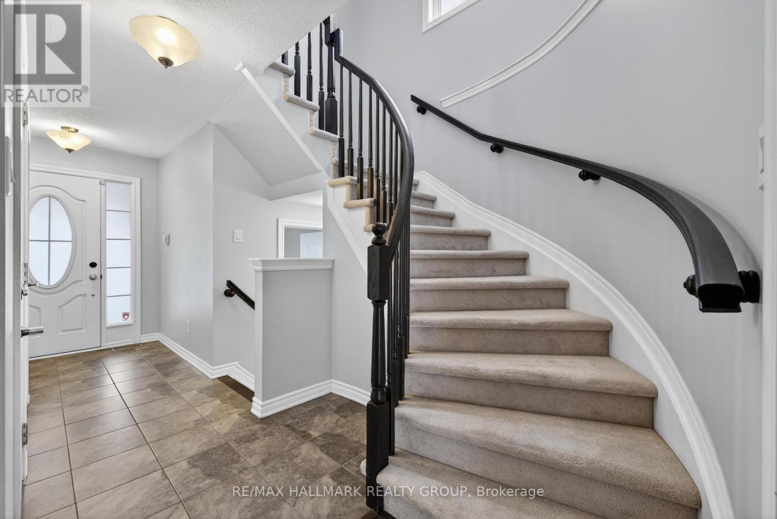 81 SWITCH GRASS CRESCENT - 16