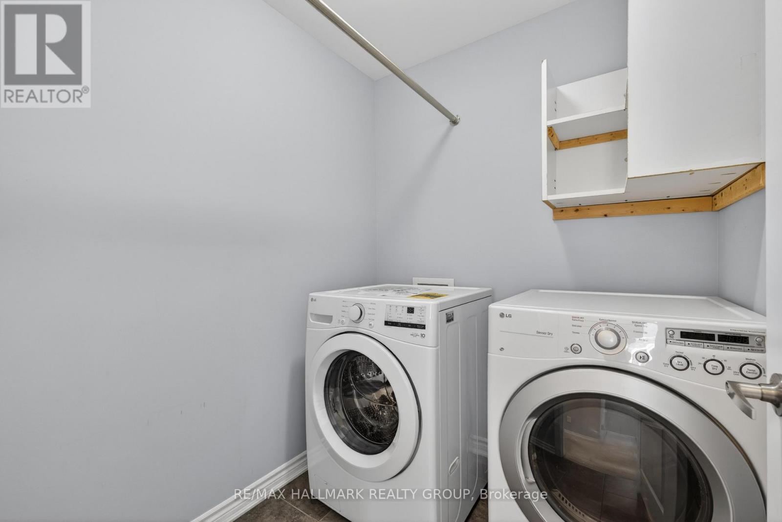 81 SWITCH GRASS CRESCENT - 22