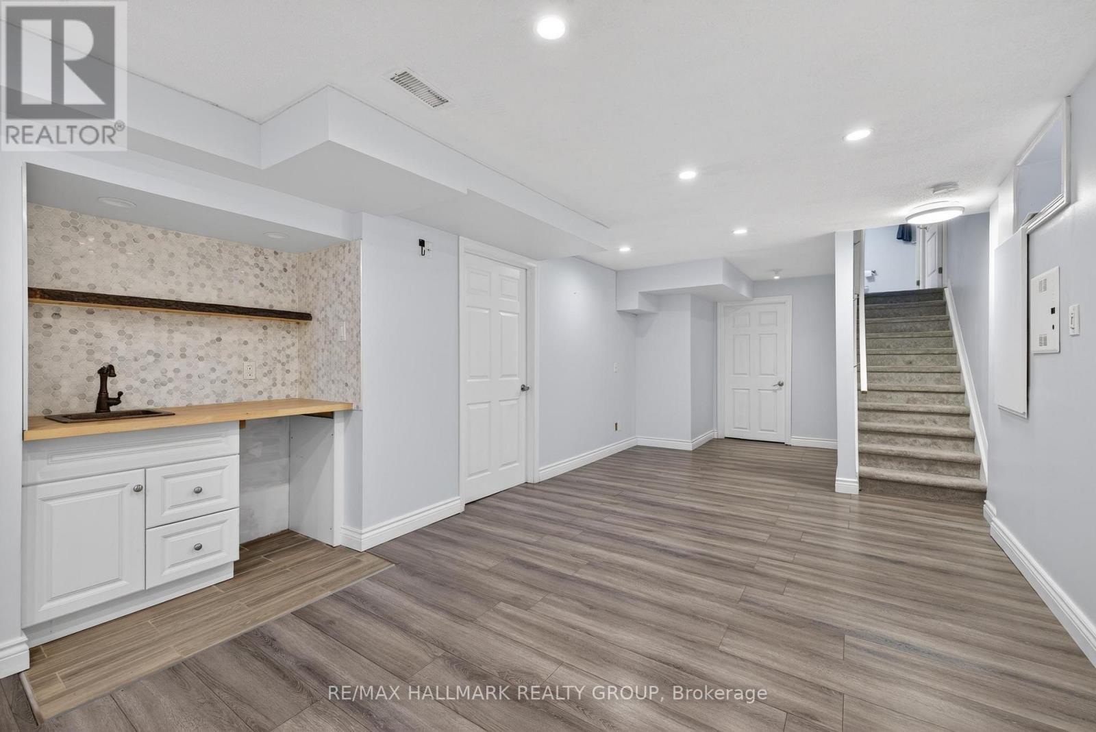 81 SWITCH GRASS CRESCENT - 23