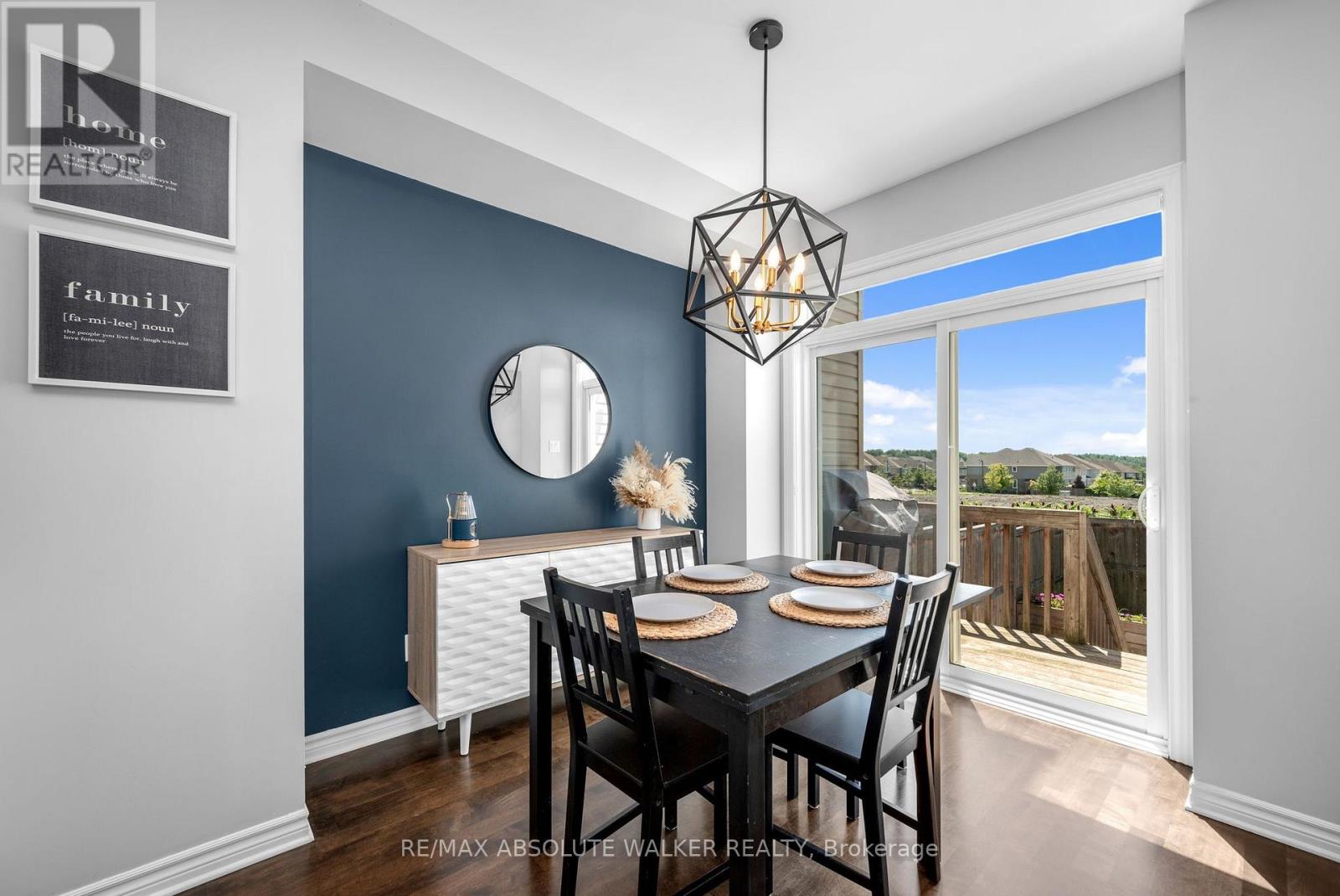 699 CARTOGRAPHE STREET - 11