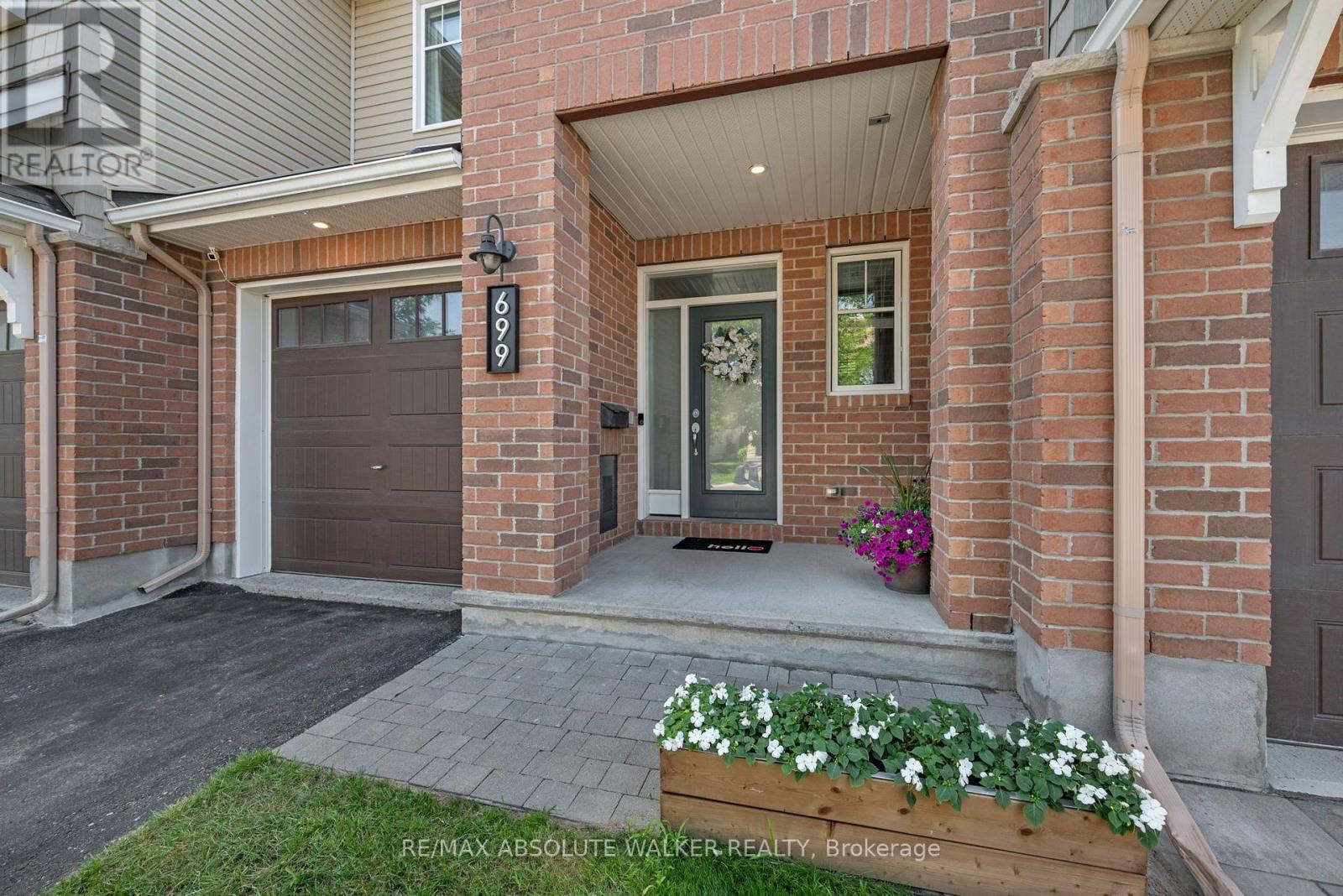 699 CARTOGRAPHE STREET - 3