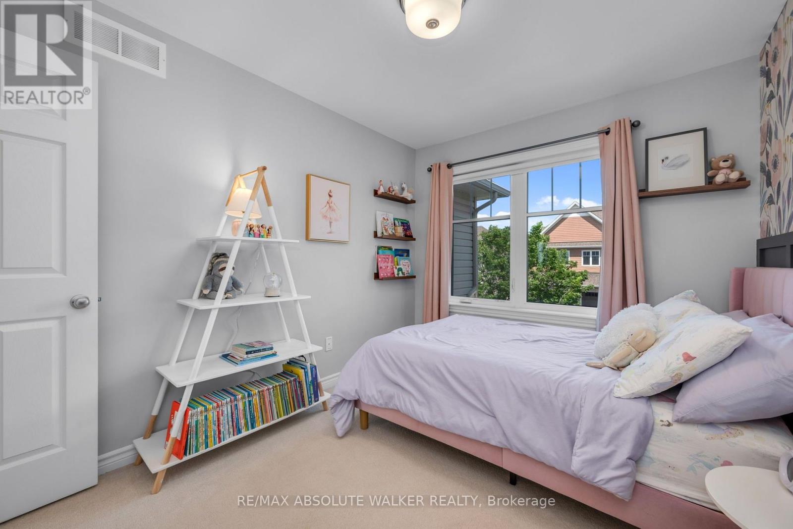 699 CARTOGRAPHE STREET - 30