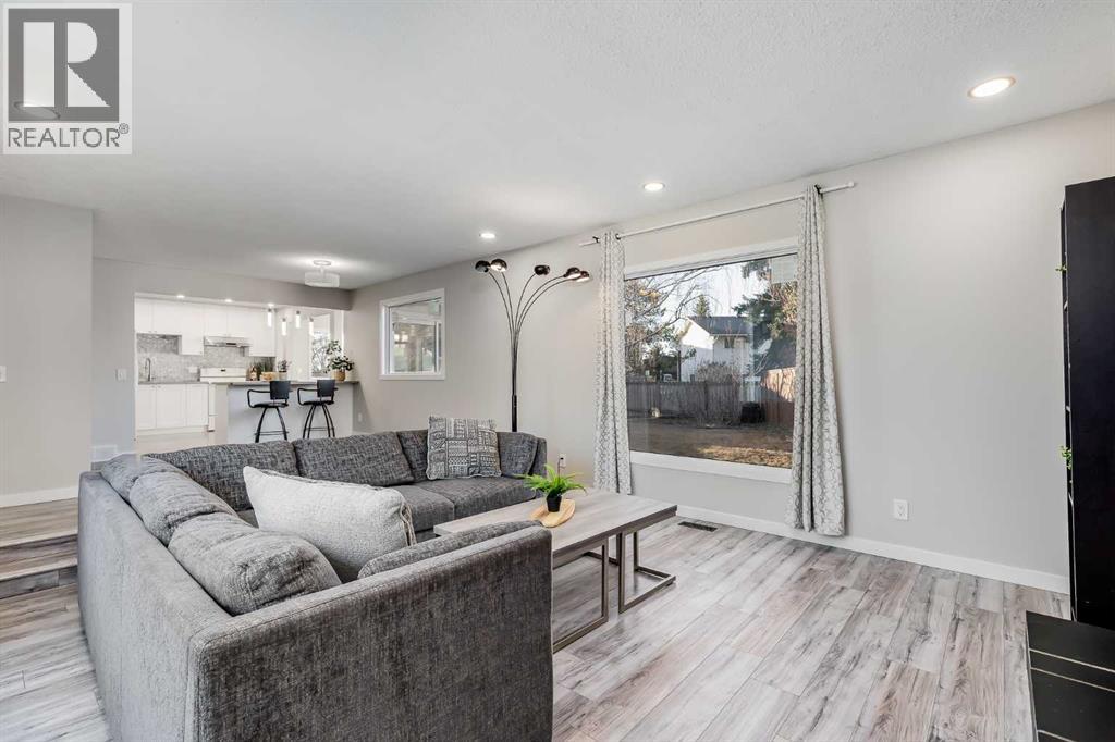 3394 Breton Close NW - 6
