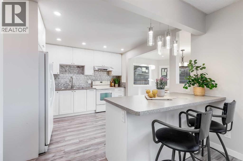 3394 Breton Close NW - 11