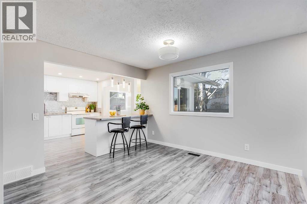 3394 Breton Close NW - 8