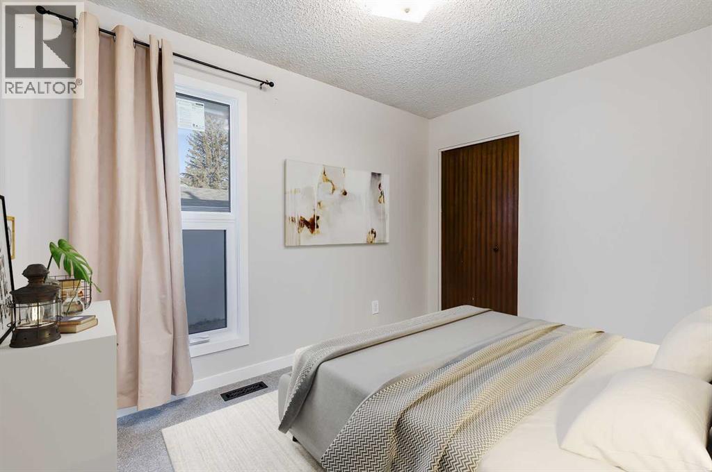 3394 Breton Close NW - 18