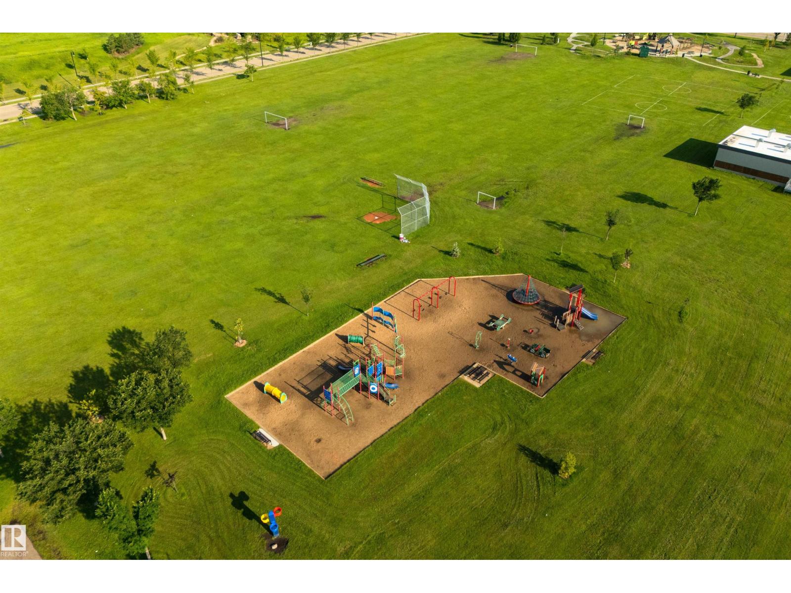 1607 KERR RD NW - 56