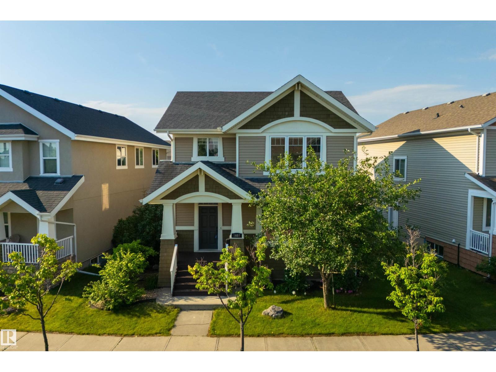 1607 KERR RD NW - 1