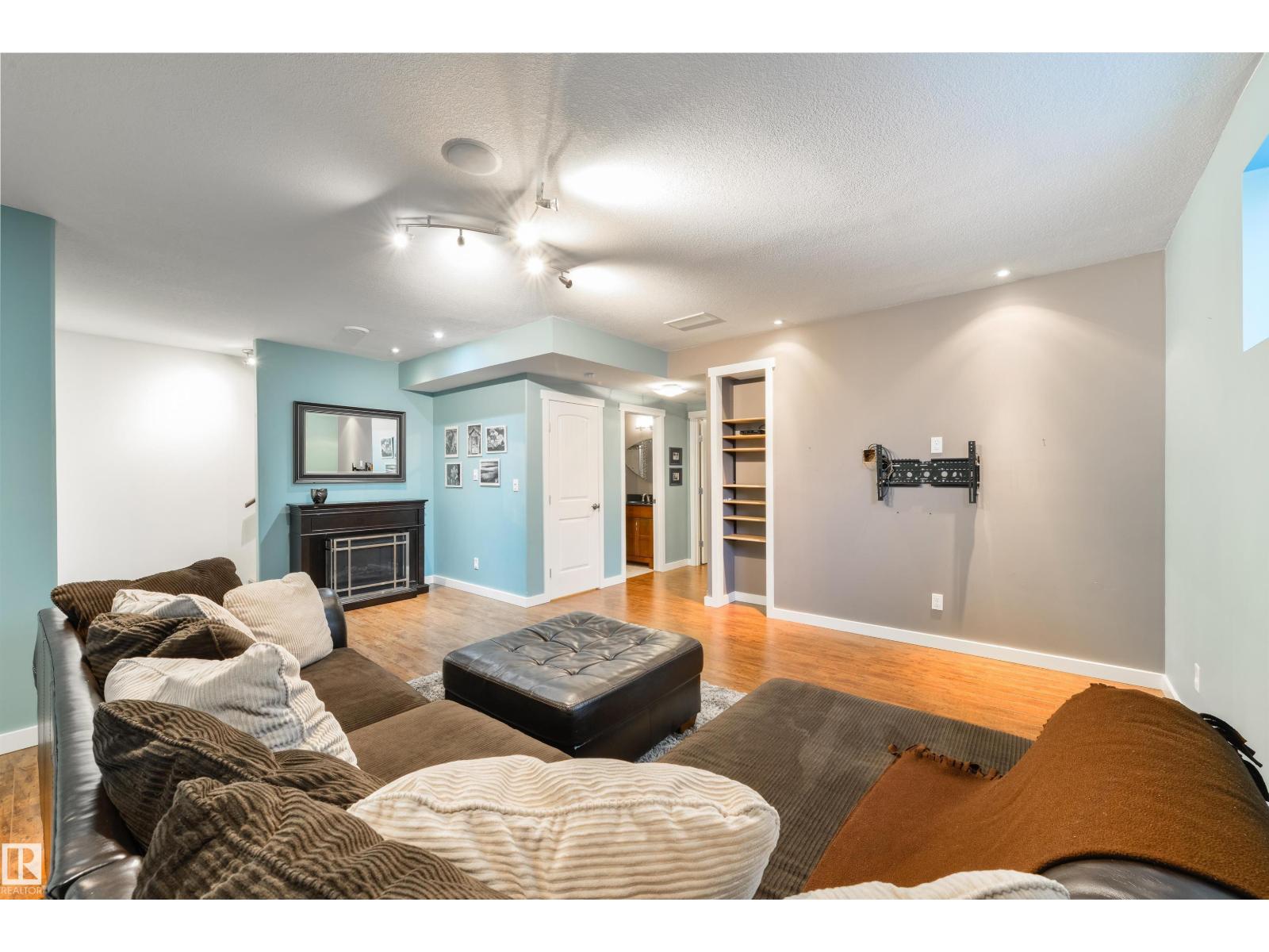 1607 KERR RD NW - 37