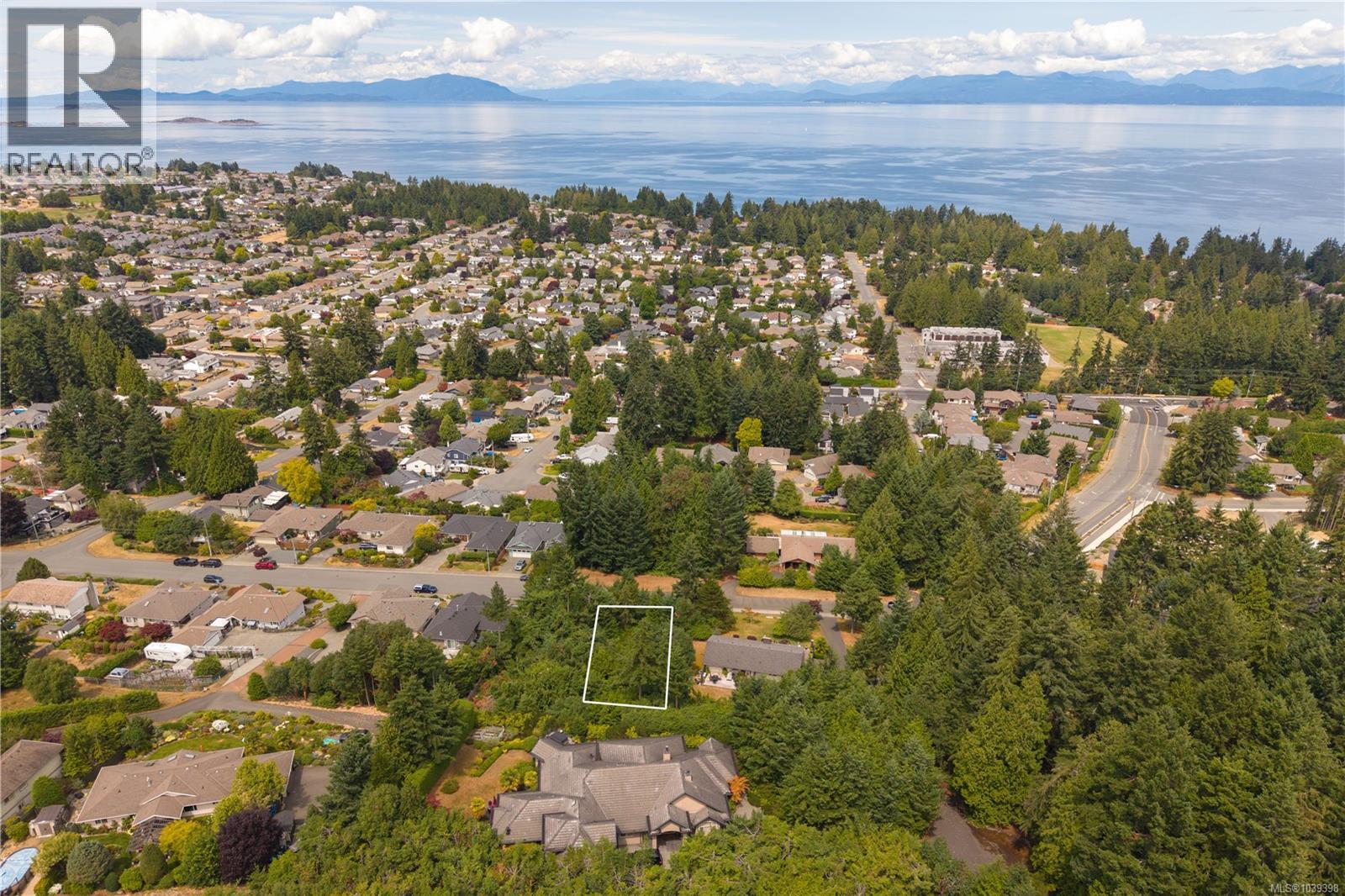 5913 Butcher Rd, Nanaimo — photo 2
