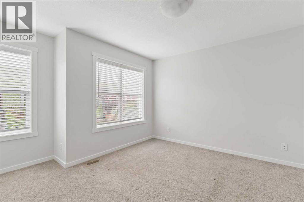 469 Cranbrook Square SE - 14
