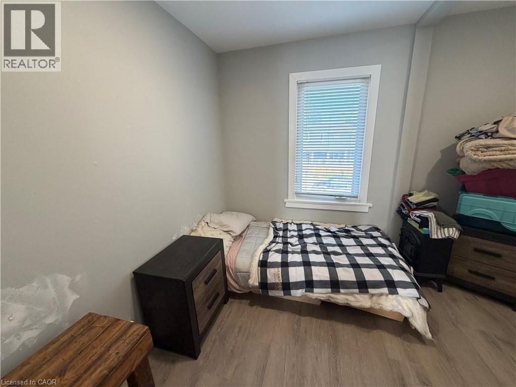 94 HOWARD Avenue - 15