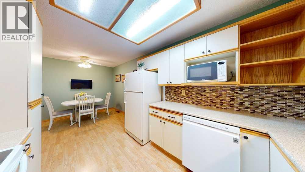 #6 1165 16 Street NE - 14