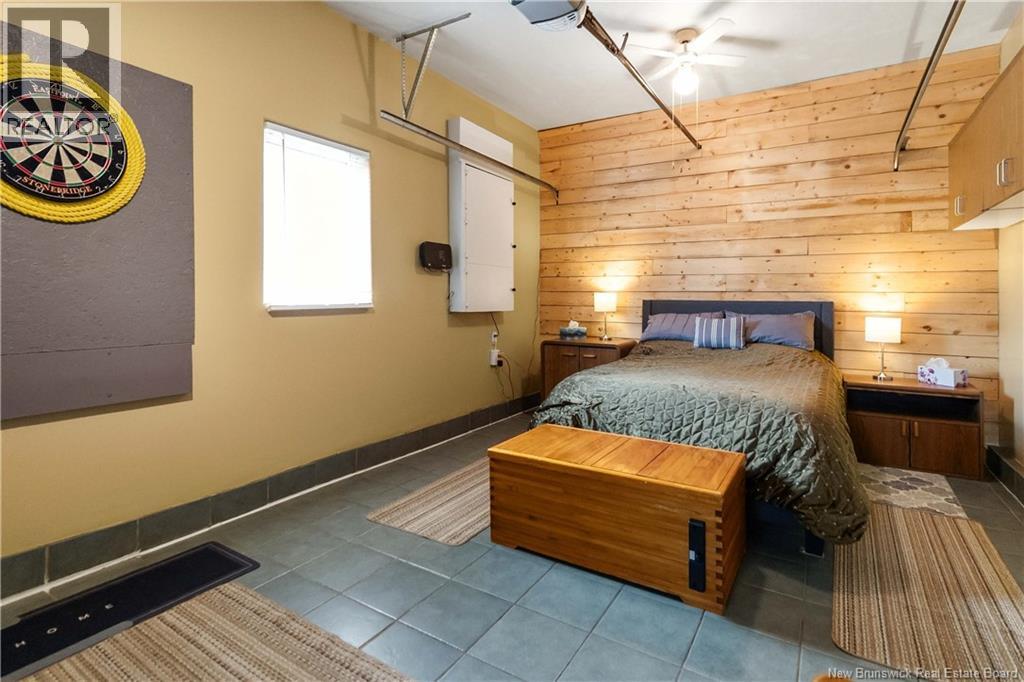 1 Acton Court - 30