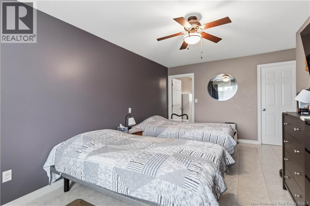 1 Acton Court - 39