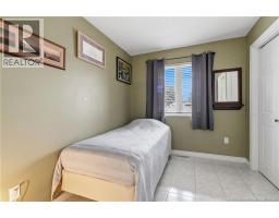 1 Acton Court, photo 22