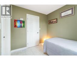 1 Acton Court, photo 24