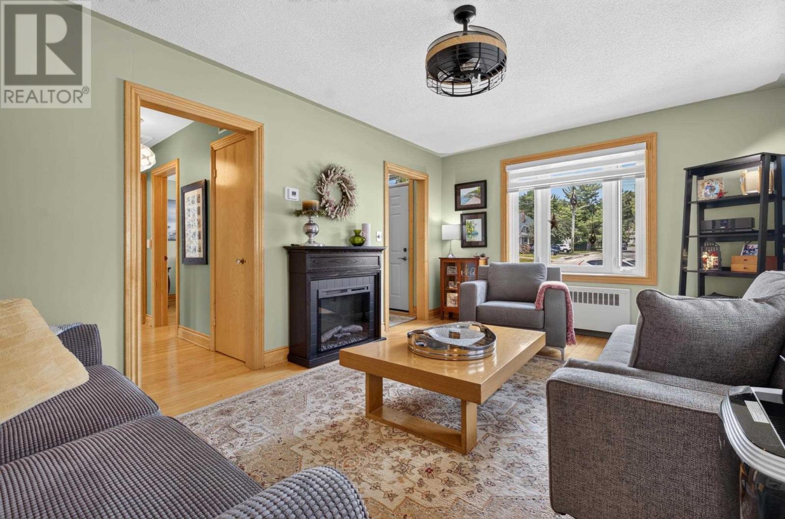 43 Forest AVE - 7