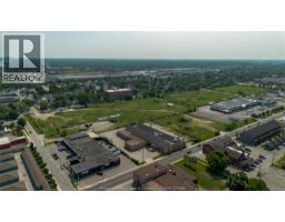 890 Walker Road, Windsor, ON N8Y2N5 Photo 22