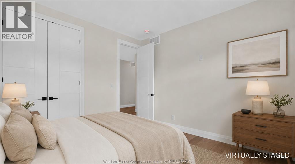 5325 HURON CHURCH LINE - Image 36