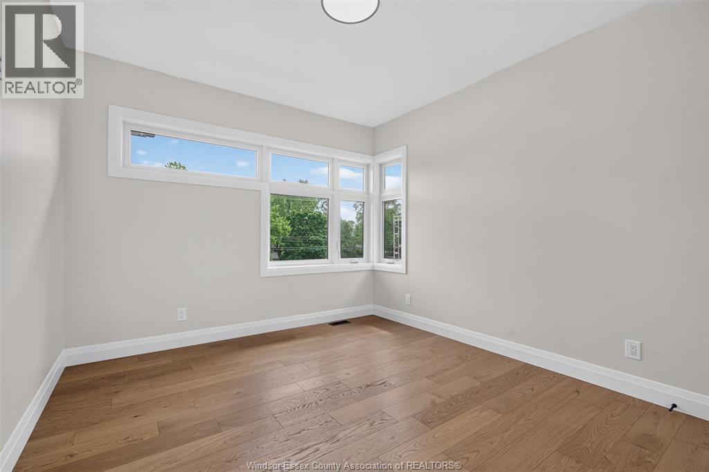 5325 HURON CHURCH LINE - Image 38