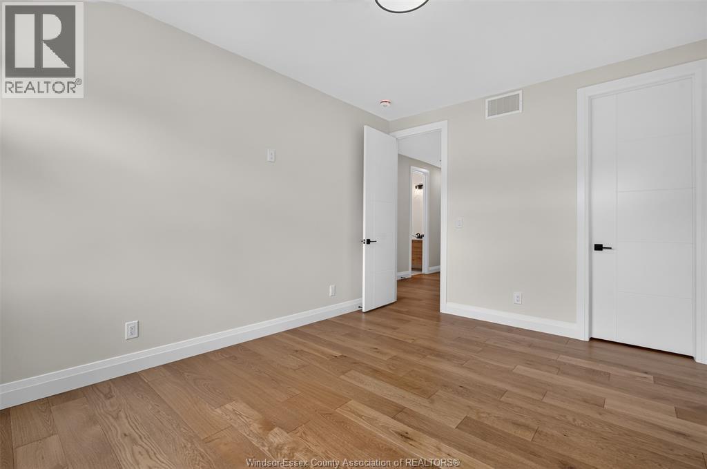 5325 HURON CHURCH LINE - Image 39