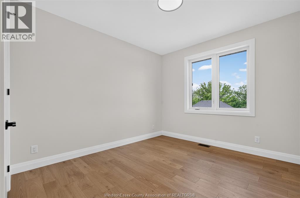 5325 HURON CHURCH LINE - Image 42