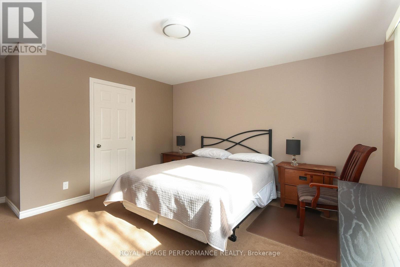 35 CLOVERLOFT COURT - 26