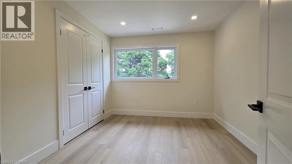 404 FOREST HILL Drive Unit# 1 — photo 3
