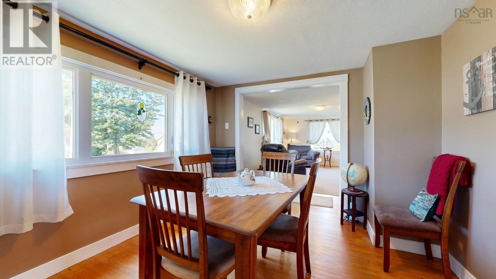 3389 Main Shore Road - 19