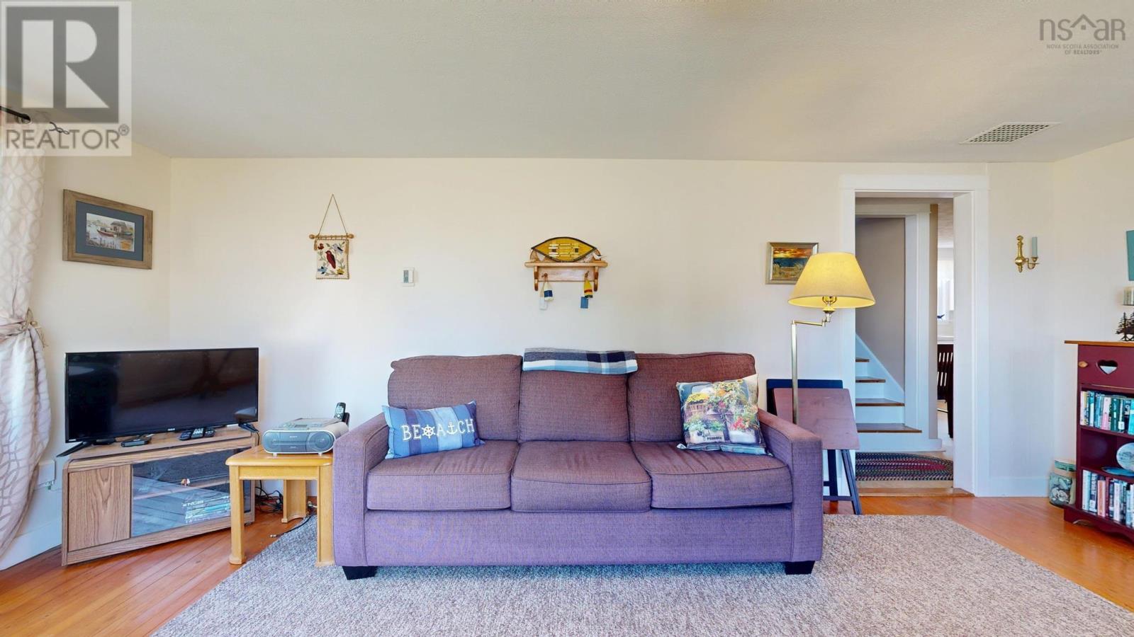 3389 Main Shore Road - 26