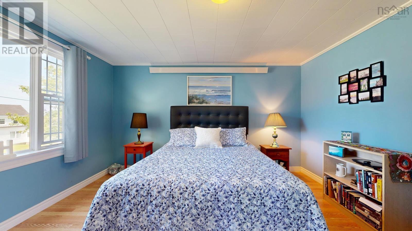 3389 Main Shore Road - 27