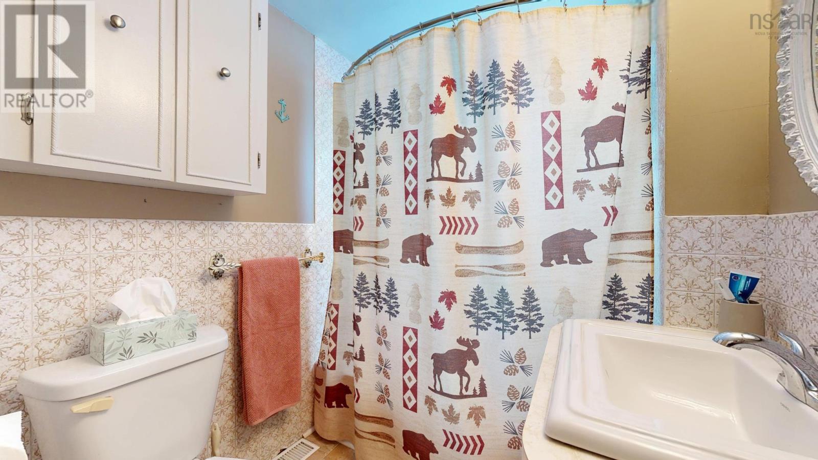 3389 Main Shore Road - 33
