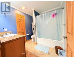 36 Church Street, Kincardine, ON N0G2T0 Photo 11