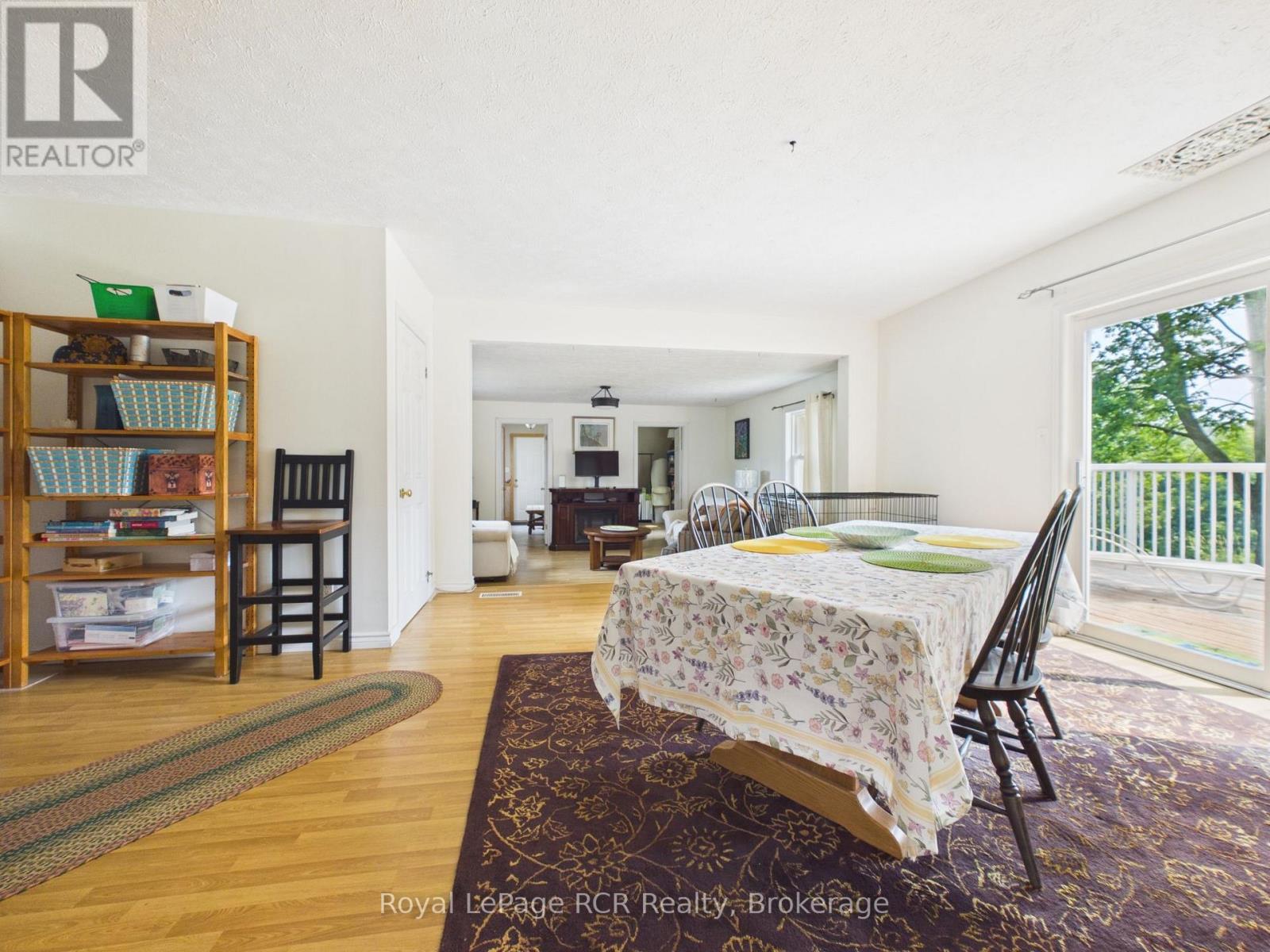 2055 PRINCESS STREET S - 11