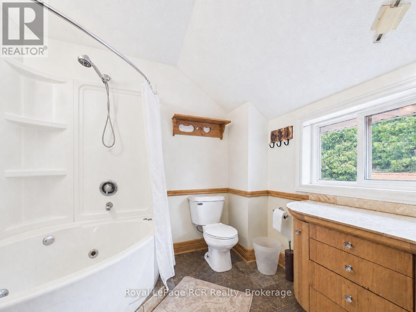 2055 PRINCESS STREET S - 25