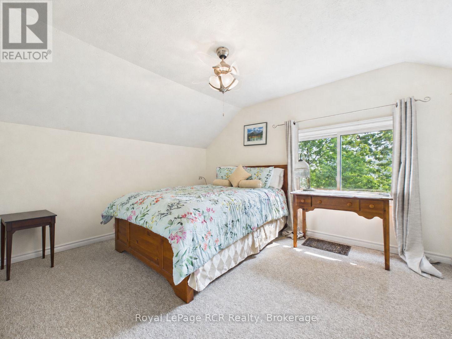 2055 PRINCESS STREET S - 26