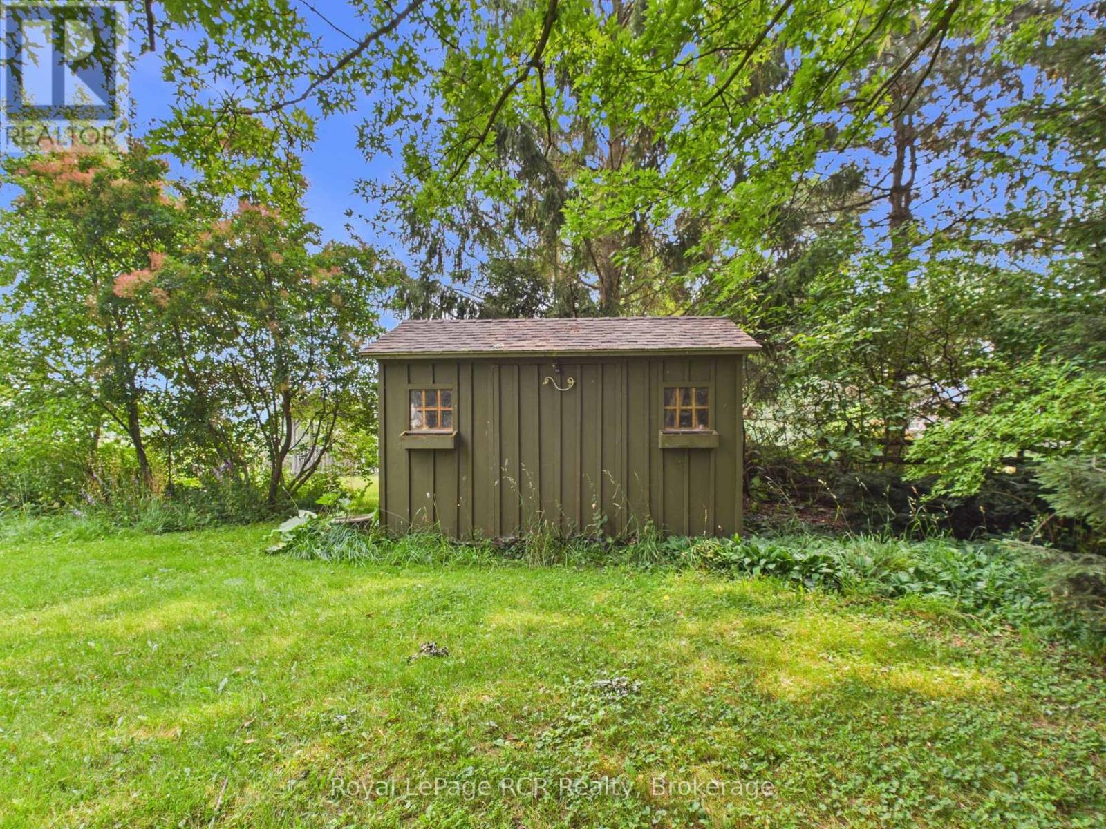 2055 PRINCESS STREET S - 33