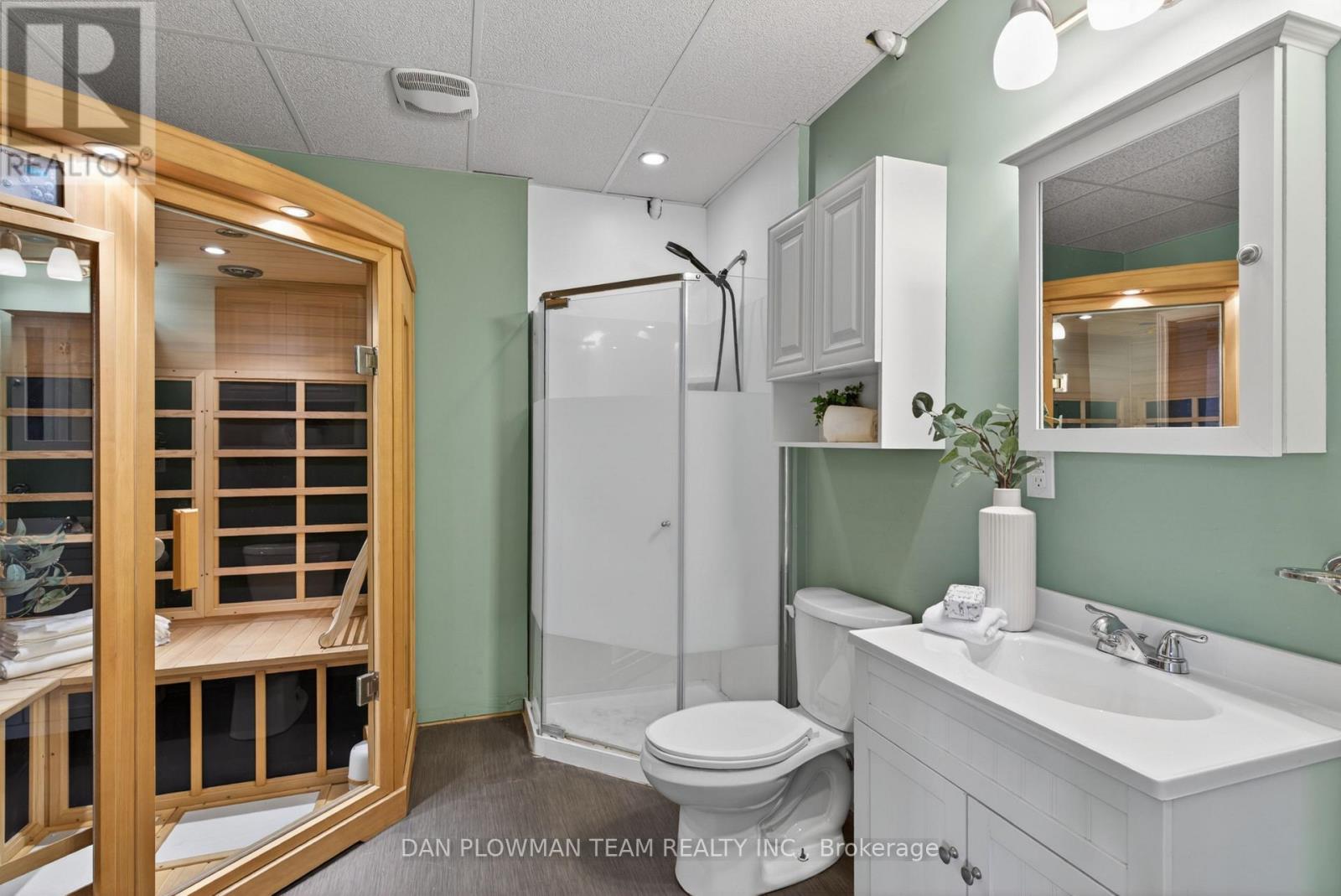 10 SPRINGBANK ROAD - 31