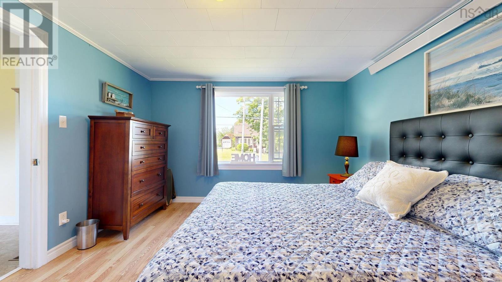 3389 Main Shore Road - 29