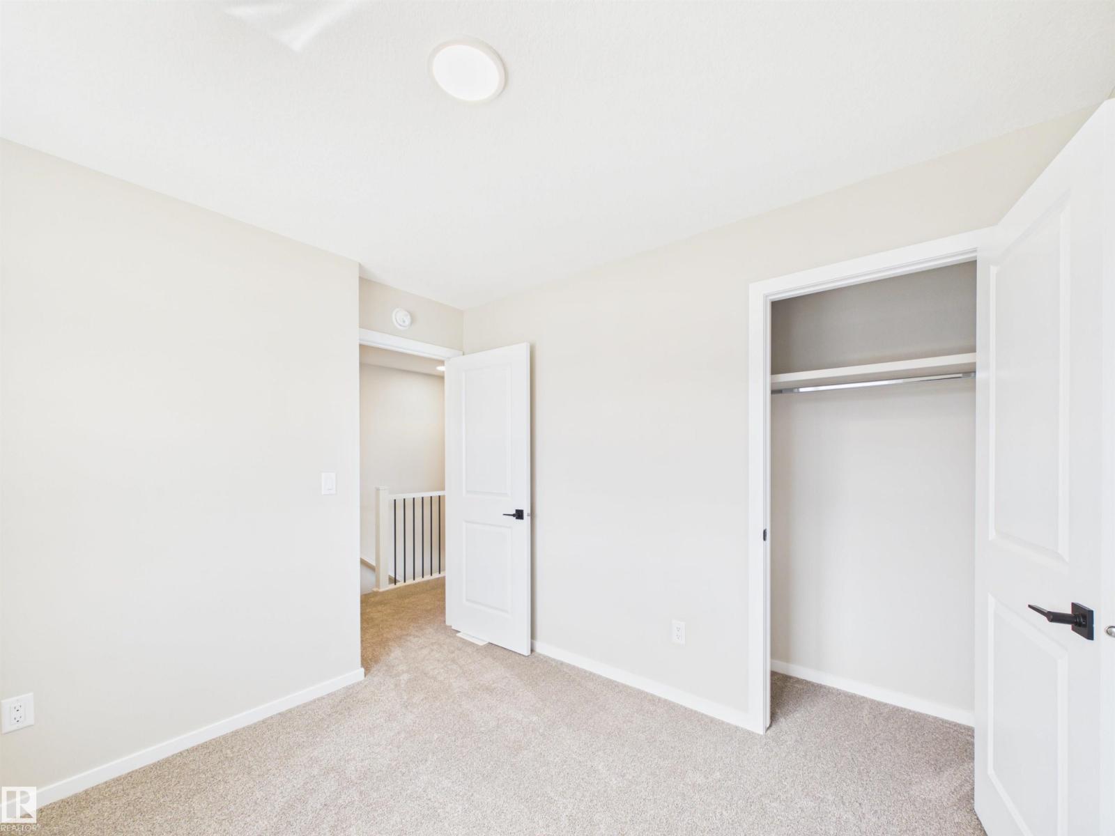 1100 MCLEOD AV - 14