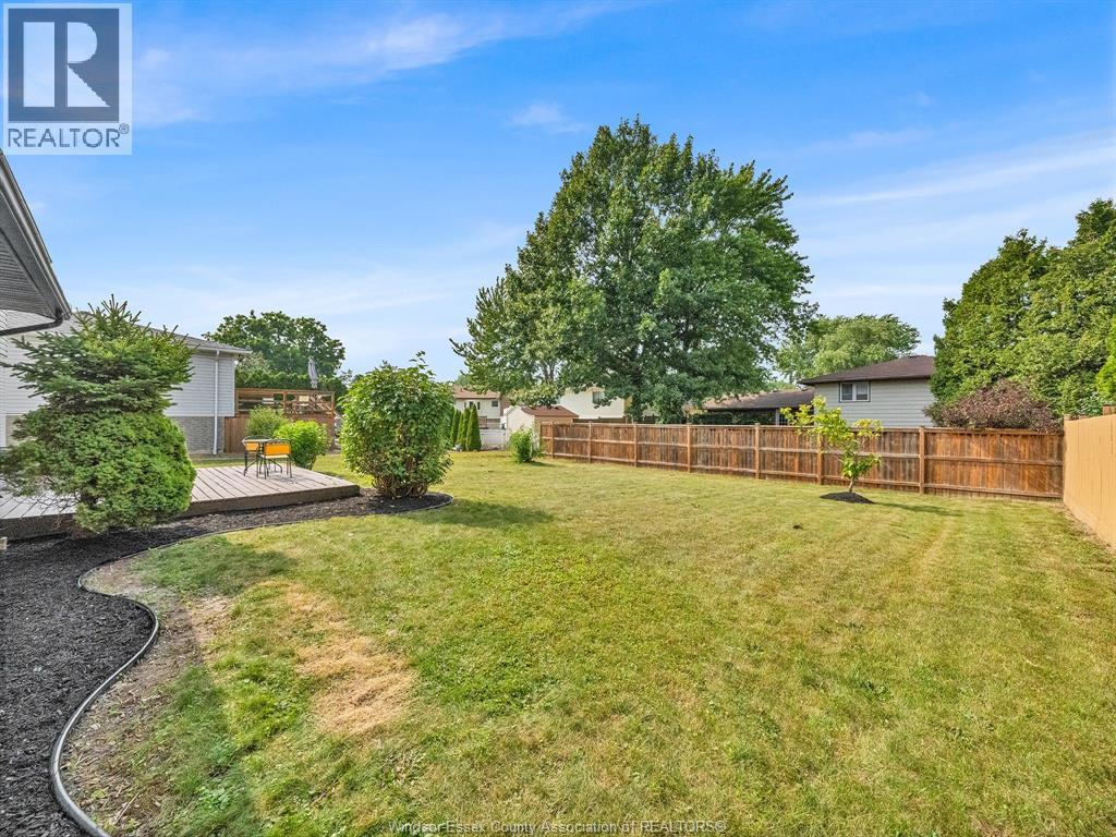 255 MELANIE LANE - Image 8