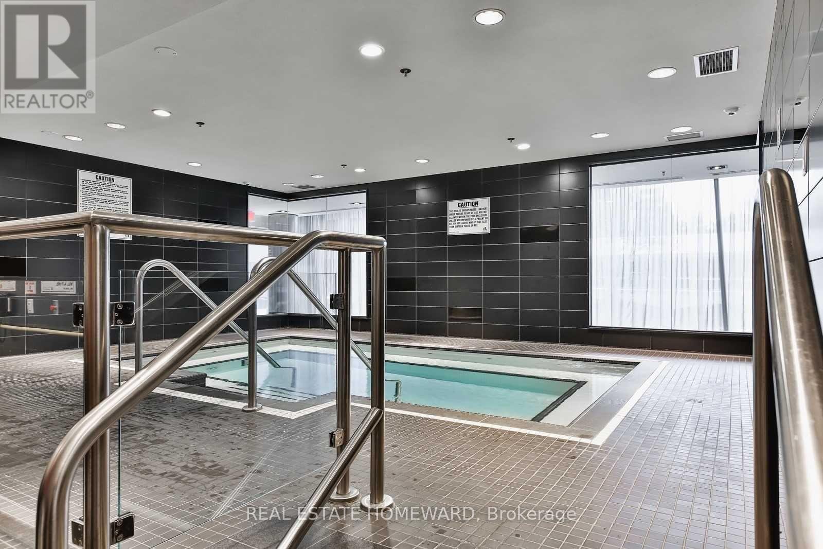 #1410 28 TED ROGERS WAY - 24