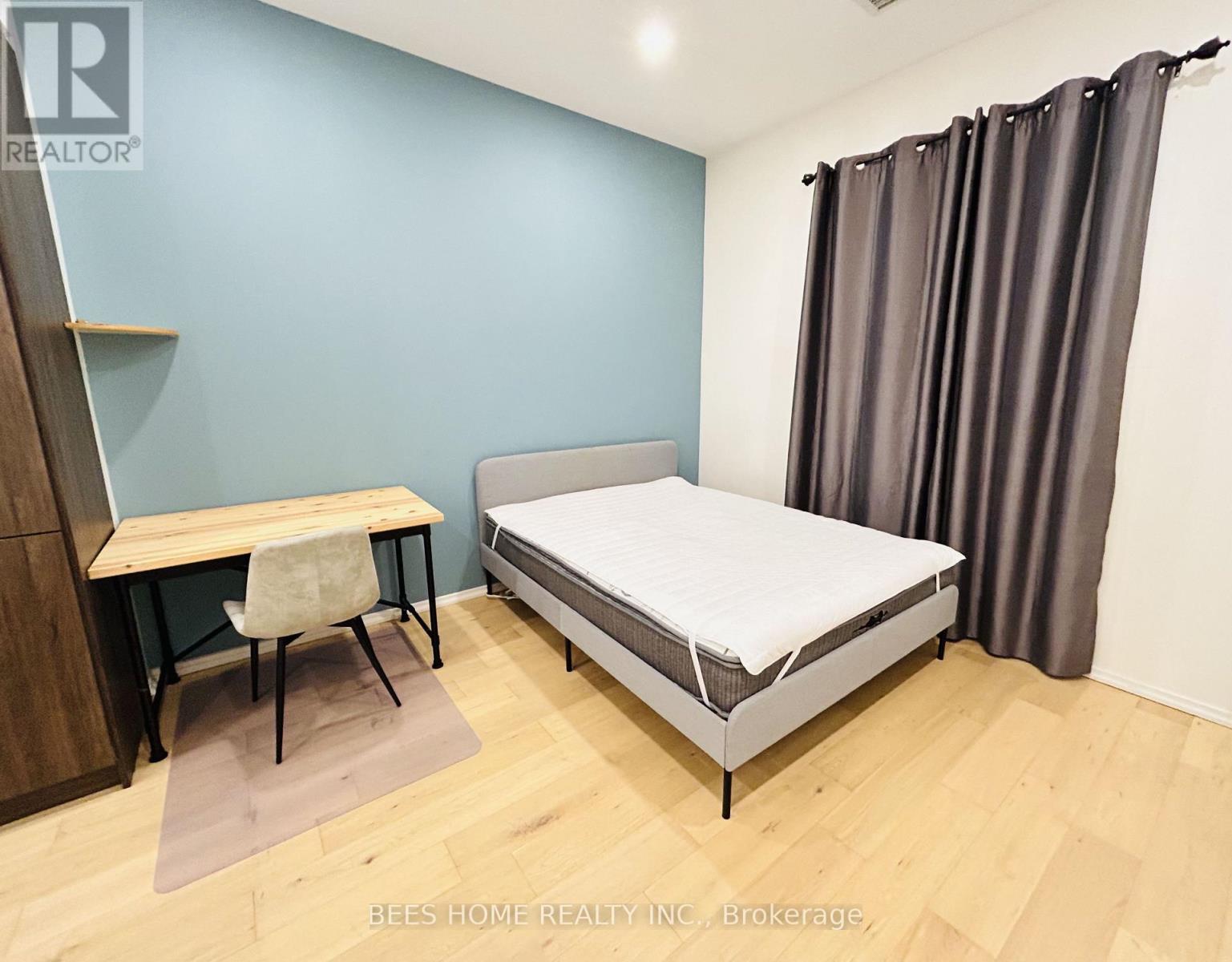 #213 5 ST JOSEPH STREET - Image 8