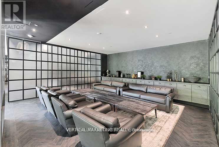 #423 505 RICHMOND STREET W - 27