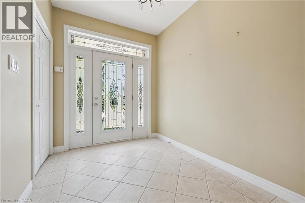 164 MACLENNAN Street - Image 5
