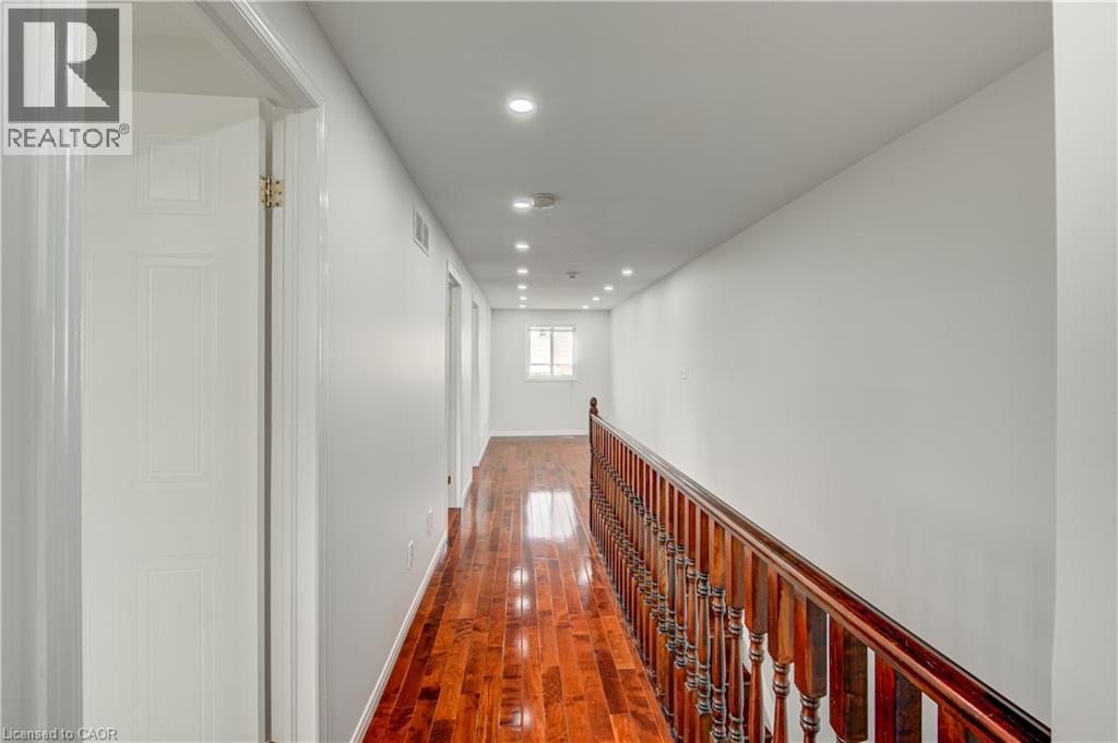 15 CHESTER Drive - Image 19
