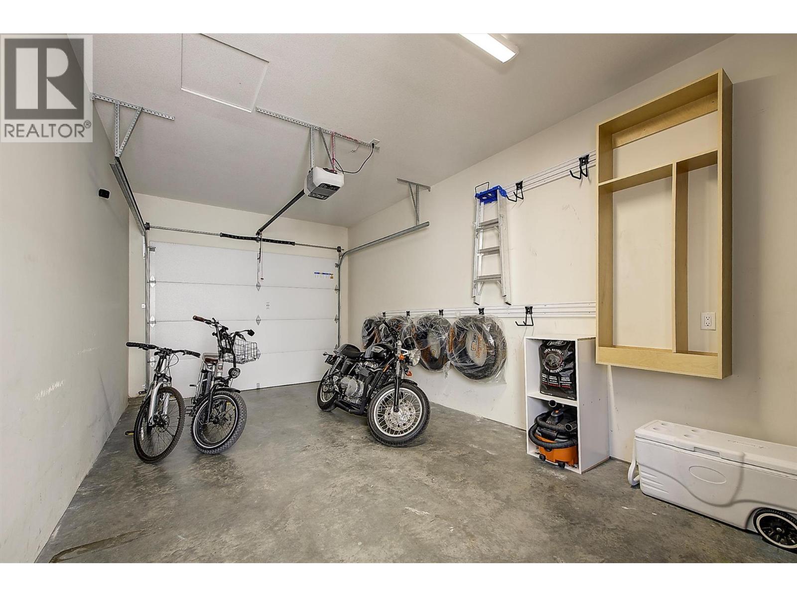 #3 877 Morrison Avenue - 48
