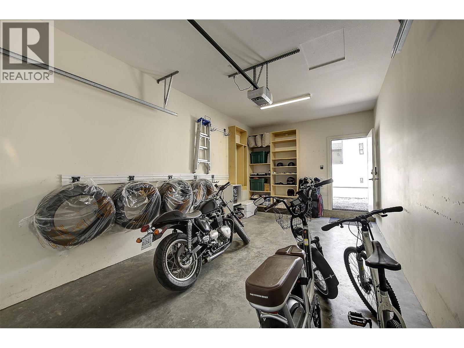 #3 877 Morrison Avenue - 49