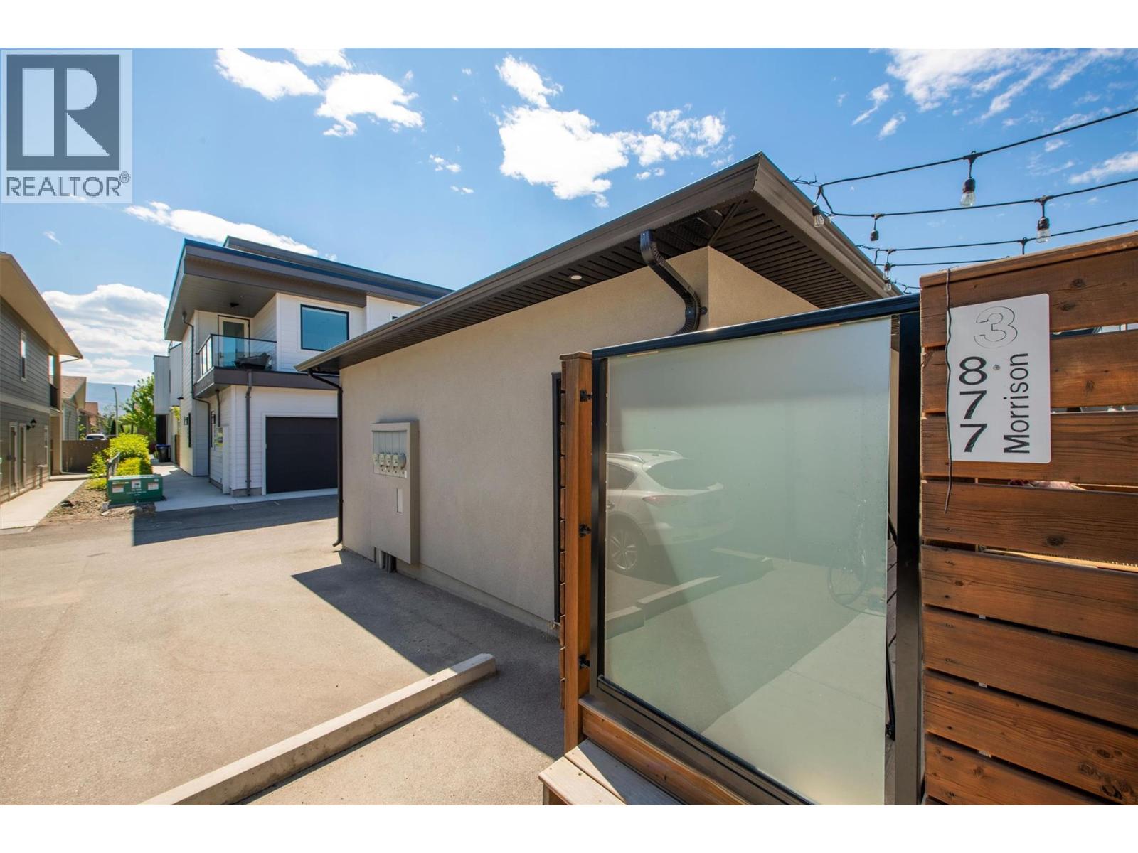 #3 877 Morrison Avenue - 51